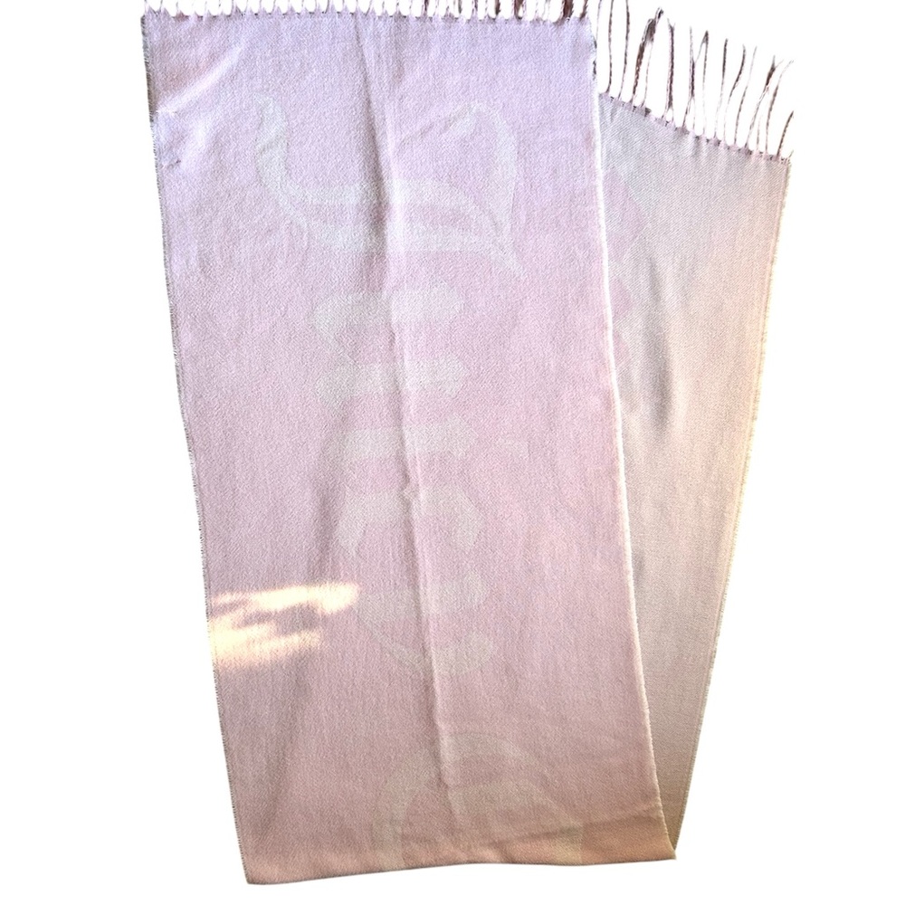 Juicy Couture Pink Blanket Scarf NEW!